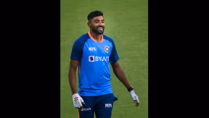 'സിറാജിന്റേത് അമ്പരപ്പിക്കുന്ന തിരിച്ചുവരവ്'; പ്രകീര്ത്തിച്ച് മുന് ഇന്ത്യന് താരം