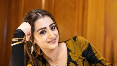 எம்மாடியோவ் புதிய பிளான் போட்ட த்ரிஷா: விஜய் வீட்டிற்கு அருகிலேயே ரூ.35 கோடியில் பிரமாண்ட வீடு!