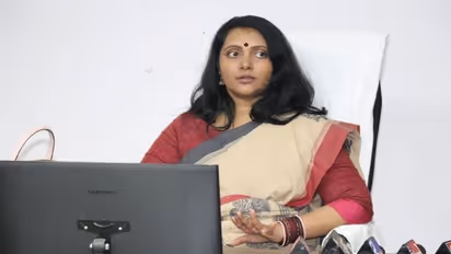 देश की 10 महिला IAS-IPS अफसर.. काम ही नहीं खूबसूरती को लेकर भी होती है चर्चा 