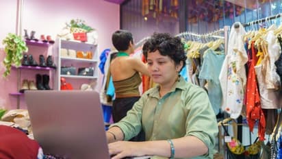 10 प्वाइंट और फोटो में समझिए युवा सैलरीड जॉब की जगह खुद के कारोबार को क्यों दे रहे तरजीह 