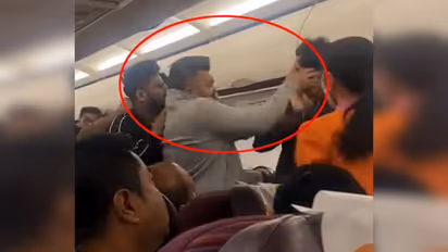 థాయ్ స్మైల్ ఎయిర్వేస్ లో ప్రయాణీకుల మధ్య కొట్లాట... నివేదిక కోరిన బ్యూరో ఆఫ్ సివిల్ ఏవియేషన్ సెక్యూరిటీ..