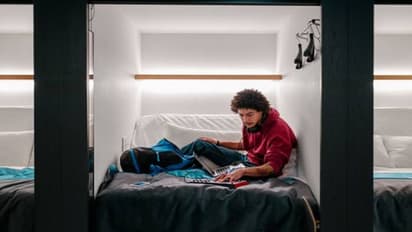 ക്യാപ്സ്യൂൾ ഹോട്ടൽ മുതൽ ചൈൽഡ് ടോയ്ലറ്റ് വരെ; അനുകരണീയം ജപ്പാൻകാരുടെ ഈ മാതൃകകൾ