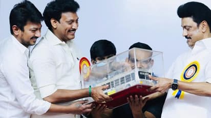 துணை முதல்வருக்கு நிகரான பொறுப்பை கையாளும் உதயநிதி.. ஒரே போடு போட்ட அமைச்சர் அன்பில் மகேஷ்..!