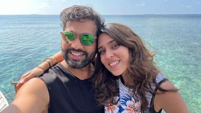 रोहित-रितिका की रोमांटिक जोड़ी पहुंची मालदीव, ये PHOTOS देखकर आपको प्यार का अंदाजा हो जाएगा