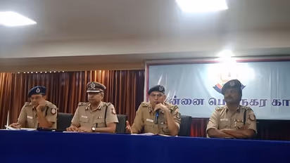 புத்தாண்டு கொண்டாட்டங்களுக்கு விதிமுறை… பொதுமக்கள் கடைப்பிடிக்க சங்கர் ஜீவால் அறிவுறுத்தல்!!