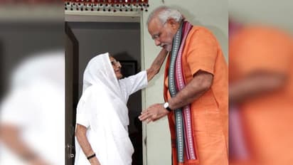 பிரதமர் மோடி தாயார் மரணம்... ரஜினிகாந்த் - இளையராஜா இரங்கல்!