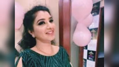 शिकंजे में भ्रष्ट महिला कर्मचारीः 45 हजार रु. सैलरी पाने वाली इस मैडम ने 3 देशों में खोल रखा है बैंक अकाउंट