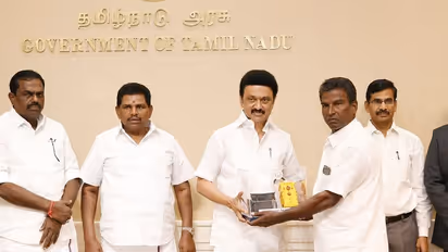 மீன்பிடி விசைப்படகுகளில் டிரான்ஸ்பாண்டர் பொருத்தும் பணியை தொடங்கி வைத்தார் முதல்வர்