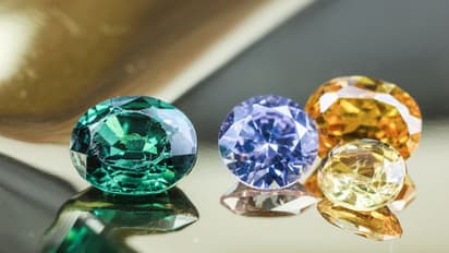 90'ஸ் கிட்ஸுக்கு கெட்டி மேளச்சத்தம் கேட்கும்.. புஷ்பராகம் அணியுங்கள்!