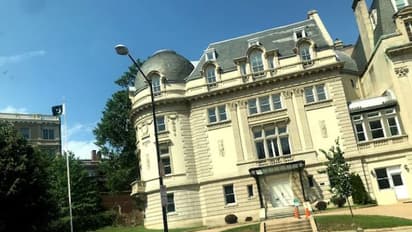 पैसों के लिए पाकिस्तान बेच रहा अपनी विदेशी संपत्तियां, वाशिंगटन स्थित दूतावास की बिल्डिंग की लगी बोली...