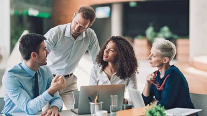 अब छुट्टी के दिन नहीं चलेगी बॉस की..मैसेज, फोन या मेल कर किया परेशान तो तगड़ा जुर्माना, टेक कंपनी का नया Rule