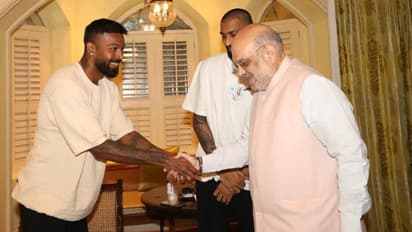 ആഭ്യന്തര മന്ത്രി അമിത് ഷായെ സന്ദര്ശിച്ച് ഹാര്ദ്ദിക് പാണ്ഡ്യ