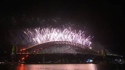 വെൽകം 2023; പ്രതീക്ഷകളുടെ പുതുവർഷത്തെ വരവേറ്റ് ലോകം