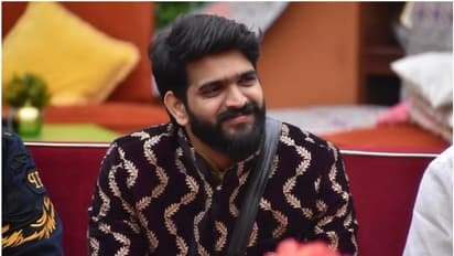 ಊರಿಗೆ ತೆರಳಿ ಮಕ್ಕಳಂತೆ ಆಟವಾಡಿ, ಬಾಲ್ಯದ ನೆನಪನ್ನು ಮರುಸೃಷ್ಟಿಸಿದ ರೂಪೇಶ್ ಶೆಟ್ಟಿ