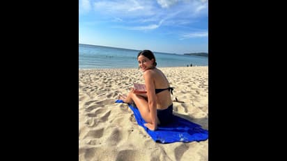 ಬಿಕಿನಿ ಧರಿಸಿ 2022ಕ್ಕೆ ಗುಡ್ ಬೈ ಹೇಳಿದ ಅನನ್ಯಾ ಪಾಂಡೆ; ಹೊಸ ವರ್ಷ ಸ್ವಾಗತಿಸಿದ್ದು ಹೇಗೆ ನೋಡಿ