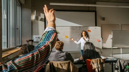 आ गए Exam.. बिना थके और बोर हुए पढ़ना चाहते हैं देर तक तो अपनाइए ये टिप्स