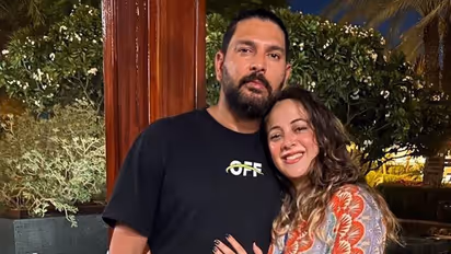 देखें युवराज सिंह का न्यू ईयर सेलीब्रेशन वीडियो- 'ये एक जिंदगी काफी नहीं है'