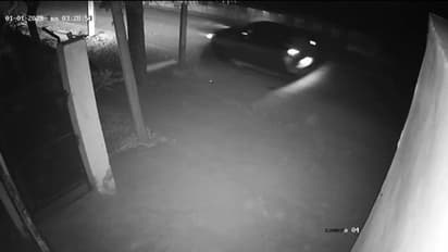 12 கி.மீ. காரில் இழுத்து செல்லப்பட்ட பெண் உயிரிழப்பு; சிசிடிவி காட்சிகள் வெளியானதால் பரபரப்பு!!