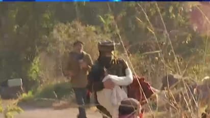 കശ്മീരിൽ ഭീകരർ നാല് പേരെ വെടിവെച്ച് കൊലപ്പെടുത്തിയ ഗ്രാമത്തിൽ സ്ഫോടനം; കുട്ടി മരിച്ചു, അഞ്ച് പേർക്ക് പരിക്ക്