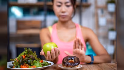 Suffering from Diabetes? Here are 5 ways to manage sugar level post-holiday season