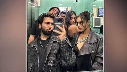 Nysa Devgn marks New Year 2023 eve in Dubai with Orhan Awatramani, Ahan Shetty, and friends - VIEW PICS