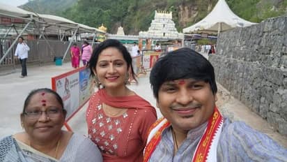 విజయవాడలో ప్రత్యక్షమైన జోర్దార్ సుజాత, రాకింగ్ రాకేష్..!