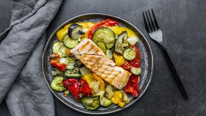 वेट लॉस में कितना मददगार होता है कीटो डाइट, यहां समझे इसके फायदे और नुकसान