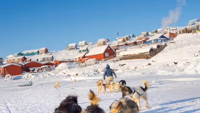 ரோடும் இல்ல, தண்டவாளமும் இல்ல; ஆனாலும் உலகின் 12வது பெரிய நாடு பற்றி தெரியுமா?