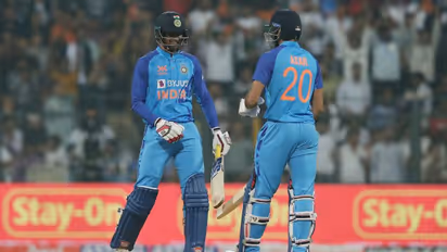 టాపార్డర్ విఫలం.. హుడా  మెరుపులు.. లంక ముందు ఊరించే టార్గెట్ నిలిపిన టీమిండియా 