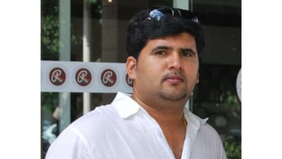 ബാഡ്മിന്റൺ കളിക്കുന്നതിനിടെ പ്രവാസി യുവാവ് കുഴഞ്ഞു വീണ് മരിച്ചു