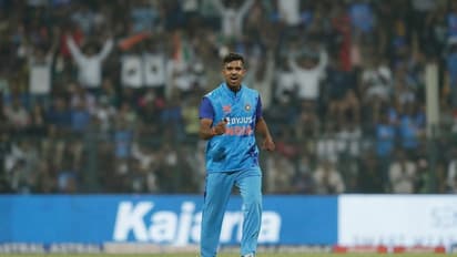 टीम इंडिया के 5 स्टार: एक ने डेब्यू में झटके 4 विकेट, दूसरे ने 155 की स्पीड पर श्रीलंकाई कप्तान को किया ढेर...