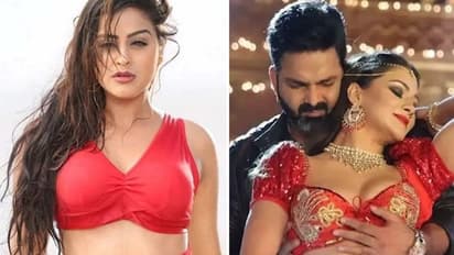 ఆల్రెడీ అతడికి పెళ్లైంది, రాత్రి ఫోన్ చేసి ఒంటరిగా రమ్మన్నాడు.. సింగర్ పై నటి సంచలన వ్యాఖ్యలు 