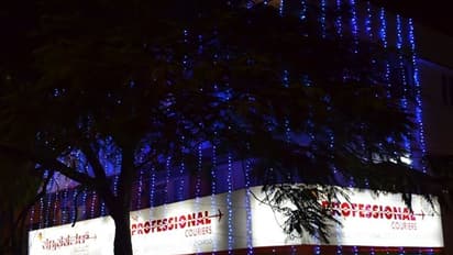 புரபஷனல் கூரியர் நிறுவனத்தில் வருமான வரி சோதனை