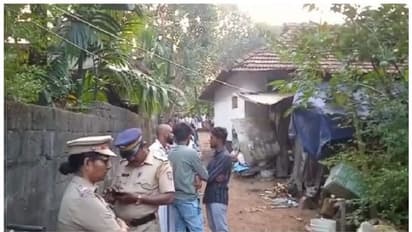 എറണാകുളത്ത് സ്ത്രീയെ വീട്ടിൽ മരിച്ച നിലയിൽ കണ്ടെത്തി; മൃതദേഹത്തിന് സമീപം ചോര പാടുകൾ