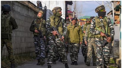 ഹിന്ദു കുടുംബങ്ങൾക്ക് നേരെയുണ്ടായ ഭീകരാക്രമണം; ജമ്മു കശ്മീരിൽ കൂടുതൽ സൈന്യത്തെ വിന്യസിക്കാൻ തീരുമാനം