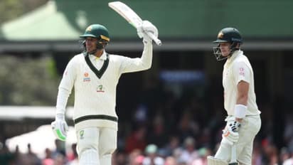 కమ్మిన్స్ కంగారుతో ఖవాజాకి అన్యాయం... మొట్టమొదటి డబుల్ సెంచరీ మిస్ చేసుకున్న ఉస్మాన్ ఖవాజా...