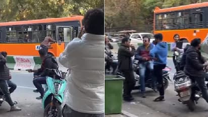 നടുറോഡില് ബസ് നിര്ത്തി ഡ്രൈവറിങ്ങി; കാരണം കണ്ടാല് ആര്ക്കായാലും ഇത്തിരി 'പ്രശ്ന'മാകും