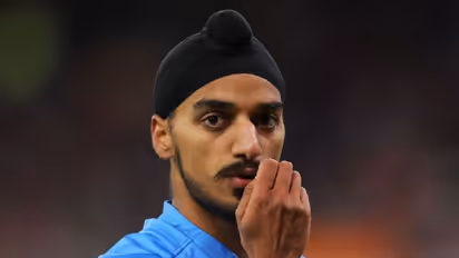 IND vs SL 2022-23, 2nd T20I: Meme fest explodes after Arshdeep Singh bowls 5 no balls in forgettable comeback