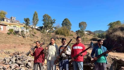 1996 की तर्ज पर फिर 'ग्राम रक्षा समितियां' चर्चा में, CRPF ने संभाला मोर्चा, TRF आतंकी संगठन घोषित