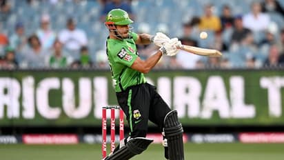 ஸ்டோய்னிஸ் அதிரடி அரைசதமடித்து செம ஃபினிஷிங்! சிட்னி சிக்ஸர்ஸுக்கு சவாலான இலக்கை நிர்ணயித்த மெல்பர்ன் ஸ்டார்ஸ்