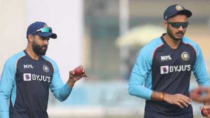 'ജഡേജയല്ല! ഇന്ത്യയുടെ ഒന്നാം നമ്പര് സ്പിന്നര് ഓള്റൗണ്ടര് അക്സറാണ്'; പ്രകീര്ത്തിച്ച് മുന് ഓപ്പണര്