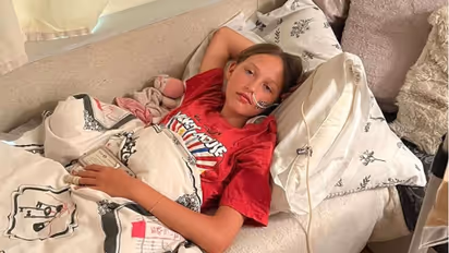 രണ്ടു വര്‍ഷം, ദീര്‍ഘകാല കൊവിഡിനോട് പൊരുതി ഒരു പെണ്‍കുട്ടി, ഭക്ഷണം ഫീഡിങ് ട്യൂബിലൂടെ!