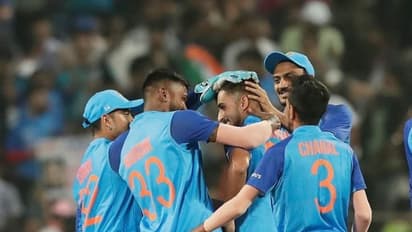 ഒഴിവാക്കിയത് മണ്ടത്തരം, അവർ രണ്ടുപേരും ലോകകപ്പ് ടീമിൽ വേണമായിരുന്നു; തുറന്നു പറഞ്ഞ് അക്തറും ഹര്ഭജനും