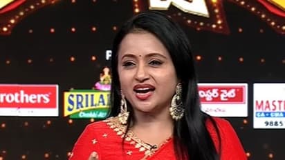 సుమ అడ్డాలో మెగాస్టార్..క్లాసీ లుక్ లో మాస్ వీరయ్య, అన్ లిమిటెడ్ ఫన్ లోడింగ్ 