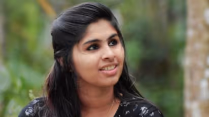 കാസർകോട്ടെ അഞ്ജുശ്രീയുടേത് ആത്മഹത്യയെന്ന് പ്രാഥമികനിഗമനം, ആത്മഹത്യാക്കുറിപ്പും മൊബൈൽ വിവരങ്ങളും കണ്ടെടുത്തു