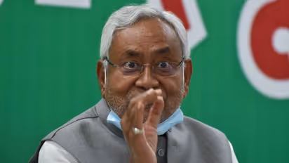 Nitish Kumar Angry:இதென்ன இங்கிலாந்தா! இங்கிலீஸ்ல பேசுறீங்க! விவசாயியை கடிந்து கொண்ட நிதிஷ் குமார்