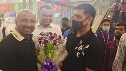 ಮಂಗಳೂರಿಗೆ ಬಂದಿಳಿದ ಕ್ಯಾಪ್ಟನ್ ಕೂಲ್ ಎಂ ಎಸ್ ಧೋನಿ..!