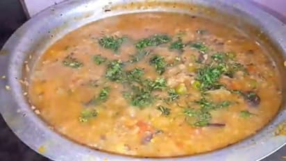 രാജസ്ഥാനിൽ ഏകാദശി പ്രാർത്ഥനകൾക്കെത്തിയവർക്ക് ഭക്ഷ്യവിഷബാധ, ചികിത്സ തേടി നൂറോളം പേർ 