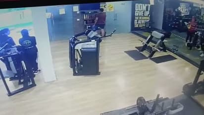 ஜிம்மில் நேர்ந்த விபரீதம்! உடற்பயற்சி செய்யும்போது திடீர் மரணம்! வைரலாகும் சிசிடிவி காட்சி!