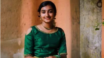 മിമിക്രിയിലും ഓട്ടന്‍തുള്ളലിലും മികവ് തെളിയിച്ച് യുക്ത